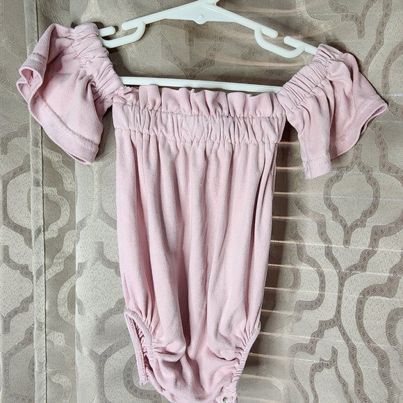 Bailey's Blossoms 9-12 month boutique onesie - Picture 1 of 6